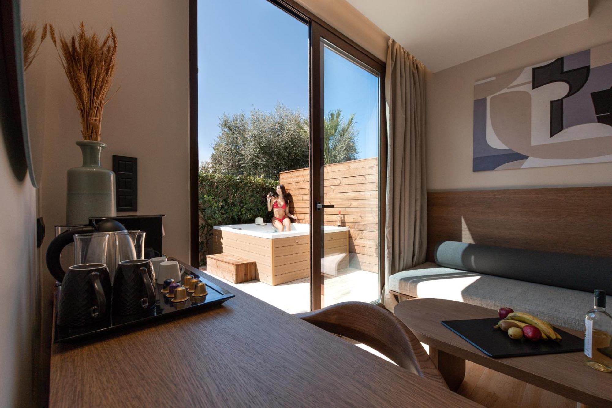 Dimitra Hotel & Apartments By Omilos Hotels Kokkini Hani Buitenkant foto