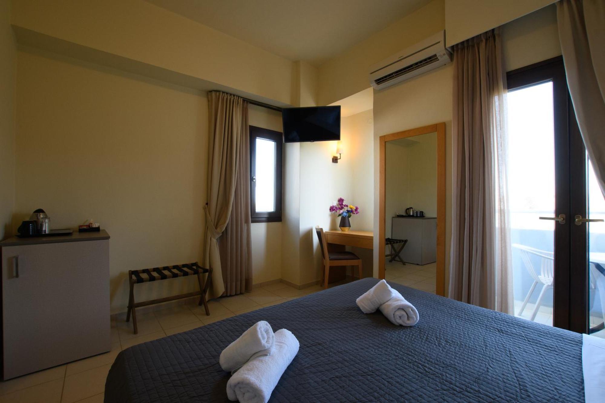 Dimitra Hotel & Apartments By Omilos Hotels Kokkini Hani Buitenkant foto